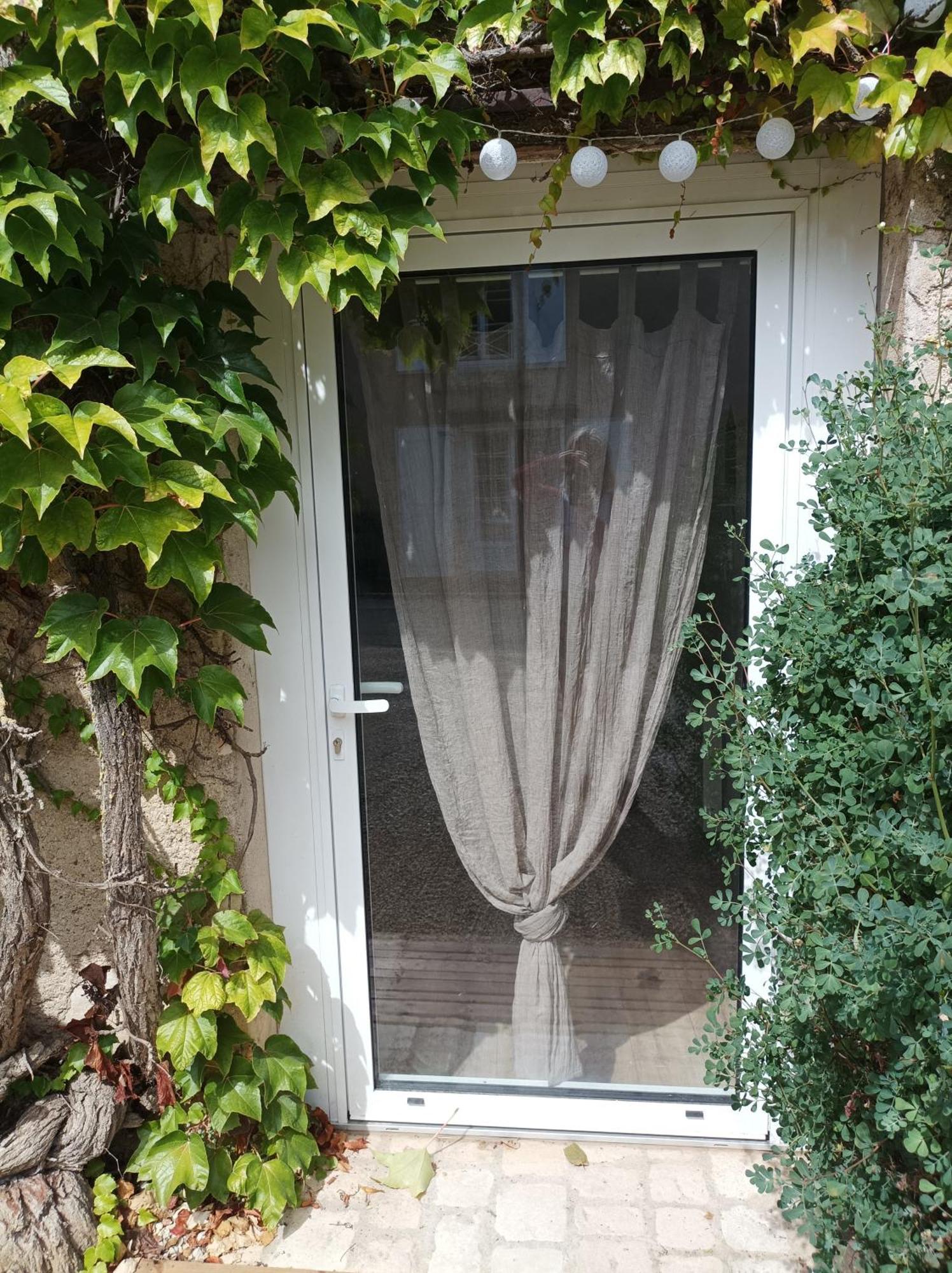 Gite De Charme - 3 Chambres, 5 Lits - De 4 A 7 Personnes Avanton Exterior photo